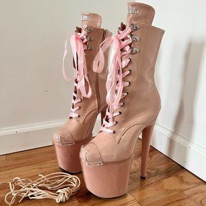 Never Worn Club Hella Heels Lipkit 'Dream On' Boot w Protectors - 8 INCH size 8